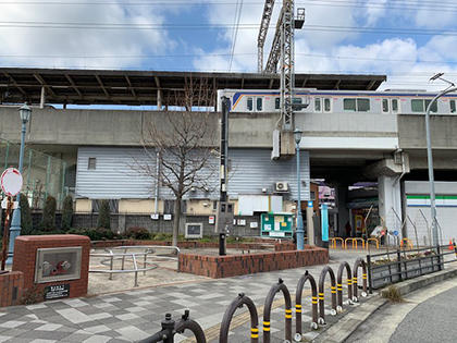 長谷川透「倣 唐獅子図屏風」
